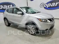 2017 Nissan ROGUE photo