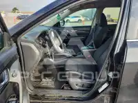 2017 Nissan ROGUE photo