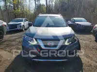 2017 Nissan ROGUE photo