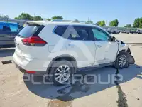 2017 Nissan ROGUE photo