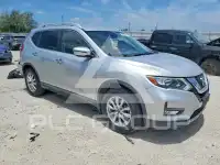 2017 Nissan ROGUE фото