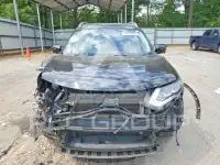 2017 Nissan ROGUE photo