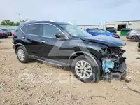 2017 Nissan ROGUE photo