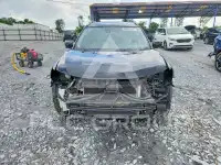 2017 Nissan ROGUE photo