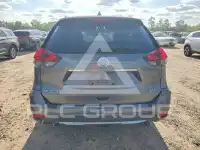 2017 Nissan ROGUE photo