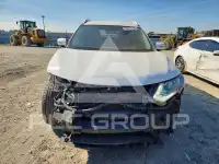 2017 Nissan ROGUE photo