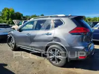 2017 Nissan ROGUE photo