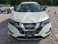 2017 Nissan ROGUE photo