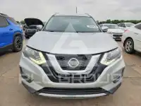 2017 Nissan ROGUE фото