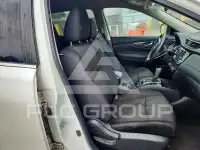 2017 Nissan ROGUE photo