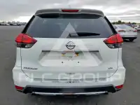 2017 Nissan ROGUE photo