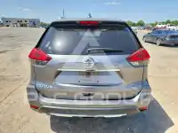 2017 Nissan ROGUE photo