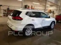 2017 Nissan ROGUE photo
