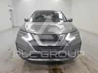 2017 Nissan ROGUE photo