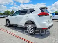 2017 Nissan ROGUE photo