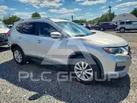 2017 Nissan ROGUE photo