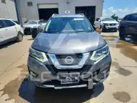 2017 Nissan ROGUE photo