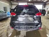 2017 Nissan ROGUE photo