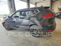 2017 Nissan ROGUE photo