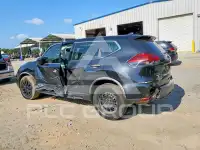 2017 Nissan ROGUE photo
