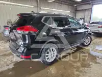 2017 Nissan ROGUE photo