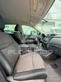 2017 Nissan ROGUE фото