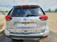 2017 Nissan ROGUE photo