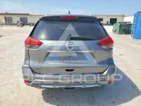 2017 Nissan ROGUE photo