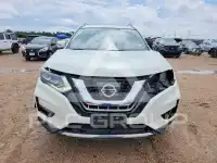 2017 Nissan ROGUE photo
