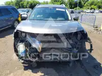 2017 Nissan ROGUE photo