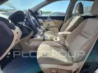 2017 Nissan ROGUE photo