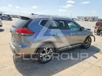 2017 Nissan ROGUE photo