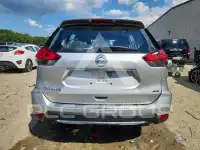 2017 Nissan ROGUE photo