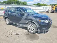 2017 Nissan ROGUE photo