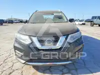 2017 Nissan ROGUE photo
