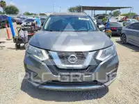 2017 Nissan ROGUE photo