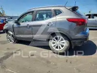 2017 Nissan ROGUE photo