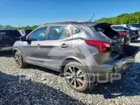 2017 Nissan ROGUE photo