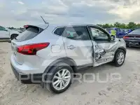 2017 Nissan ROGUE фото