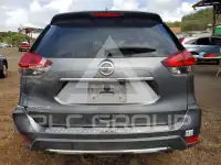 2017 Nissan ROGUE photo