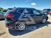 2017 Nissan ROGUE photo