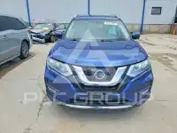 2017 Nissan ROGUE photo