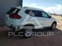 2017 Nissan ROGUE photo