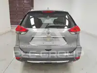 2017 Nissan ROGUE photo