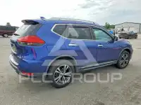 2017 Nissan ROGUE photo