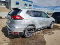 2017 Nissan ROGUE photo