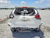 2017 Nissan ROGUE photo