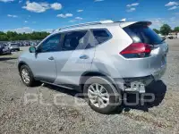 2017 Nissan ROGUE photo