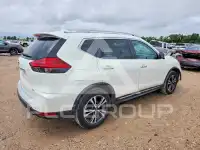 2017 Nissan ROGUE photo