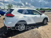 2017 Nissan ROGUE photo
